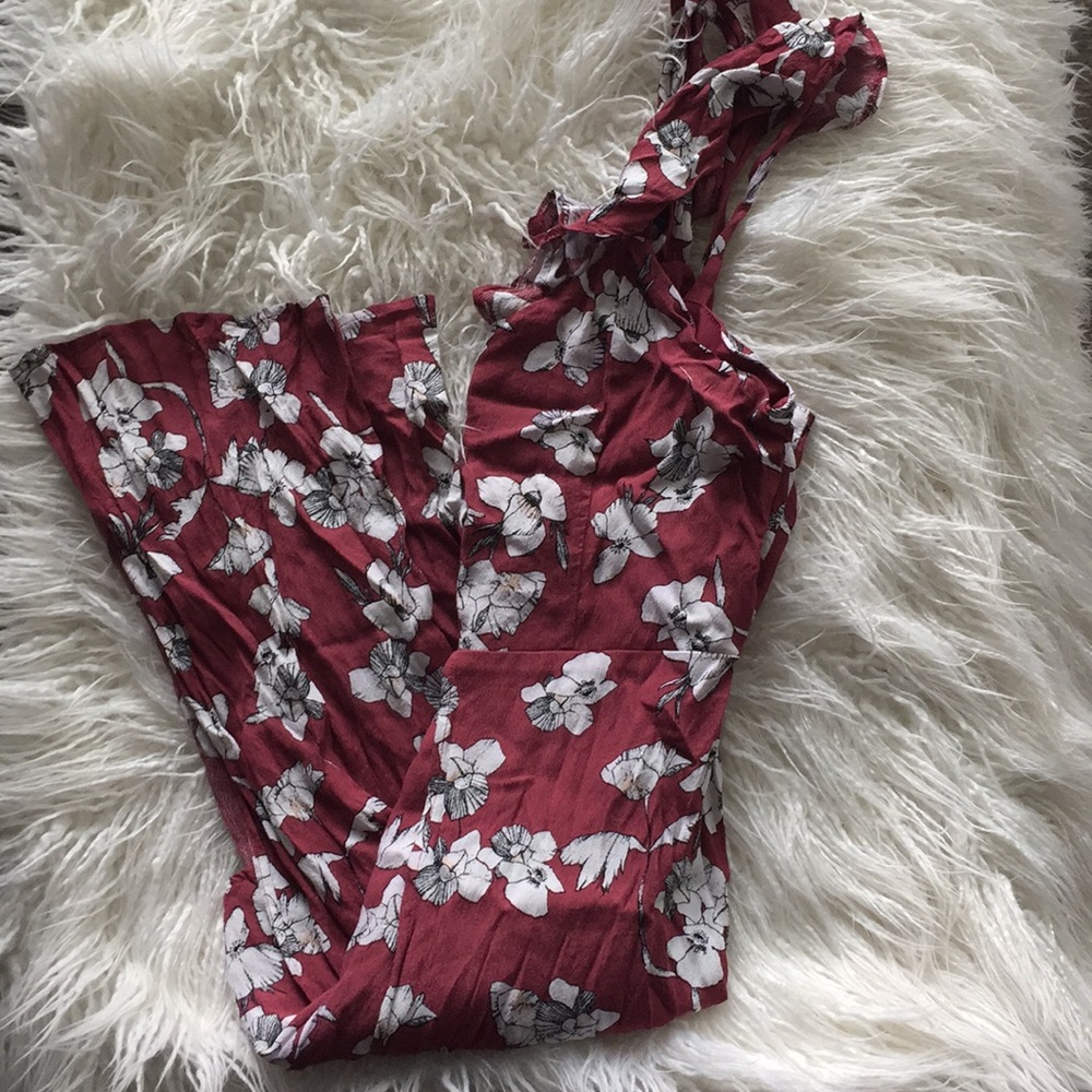 NWOT Floral Ruffle Romper!